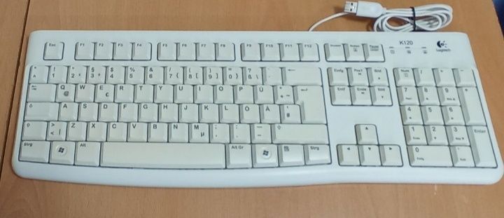 Vand Tastatura HP cu fir si mufa USB,