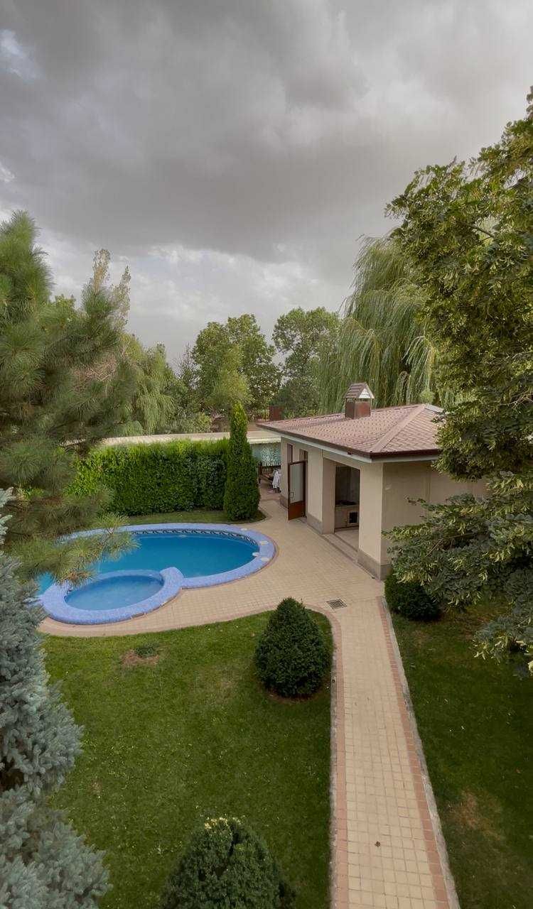Dacha sotiladi!1