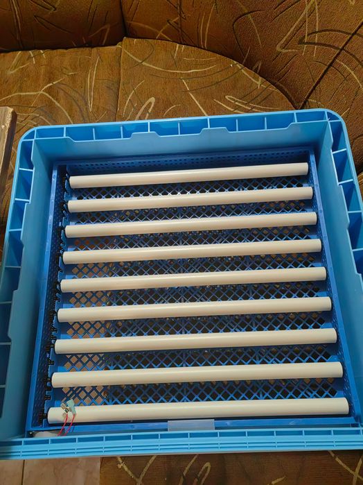 Инкобатор за 400 кокоши Яйца