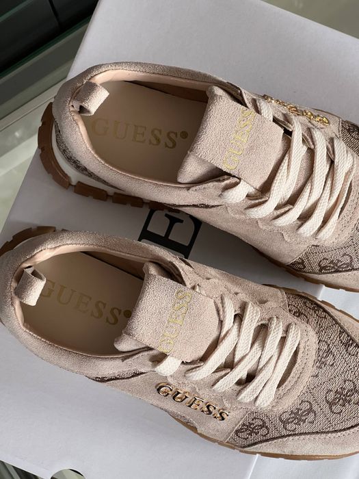 Adidasi Guess noi !!! Marimi 36/40 !!!