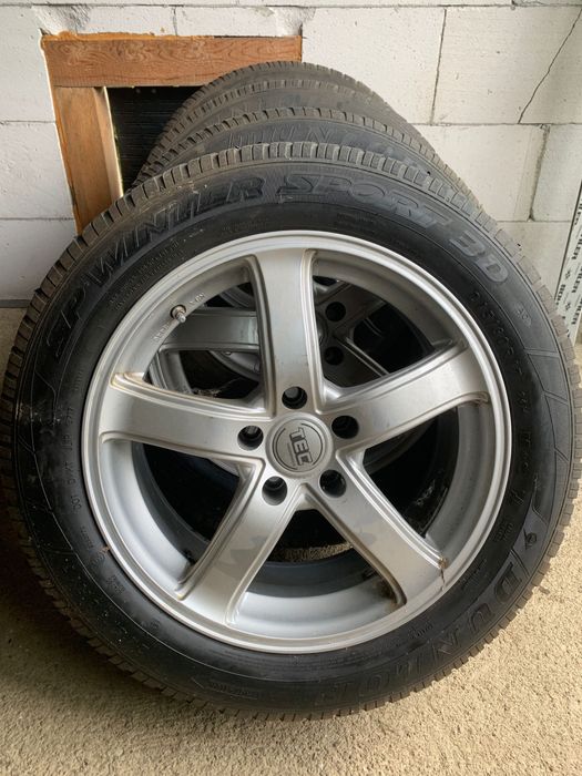 Jante cu anvelope de iarna 215/60 R17 din aliaj