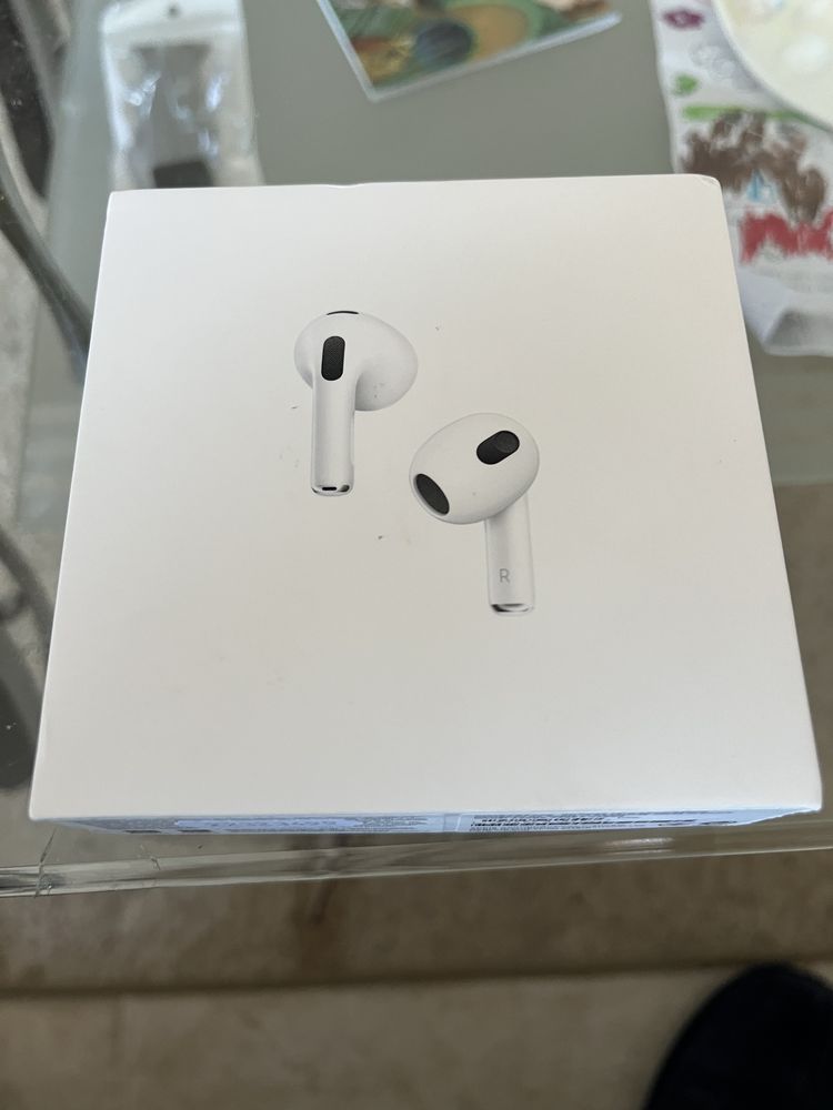 Слушалки Airpods 3