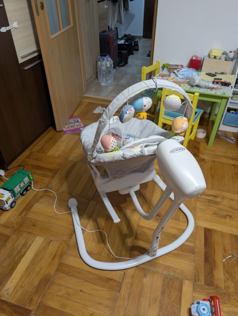 Vand balansoar 2 in 1 Graco Duet Sweet patchwoorkk
Balansoar 2 in 1 Gr