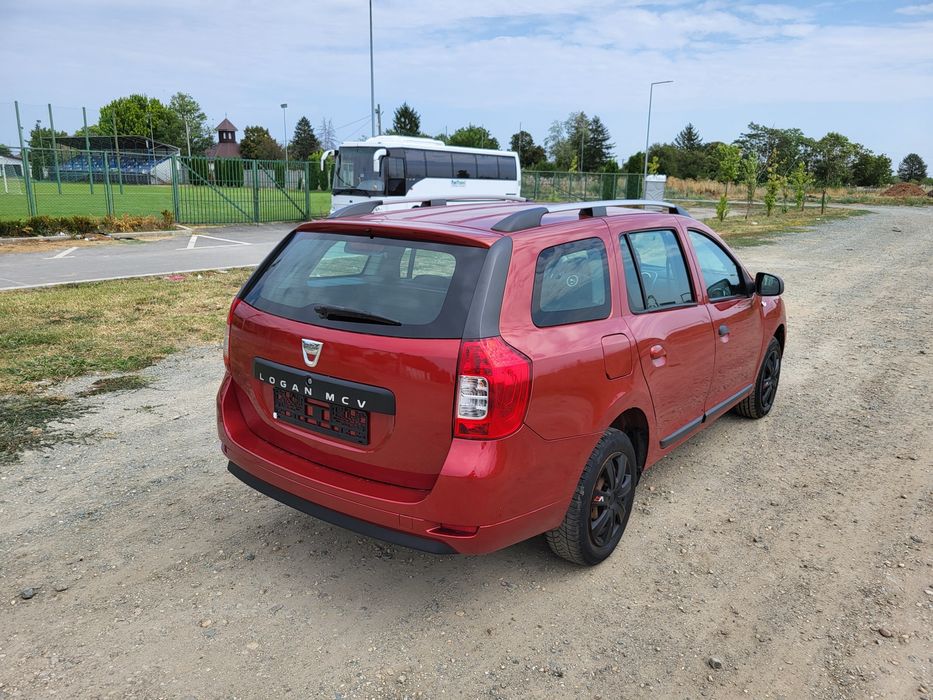 Dacia logan mcv break . 2014 euro 5. Gpl . Clima. Geamuri electrice.