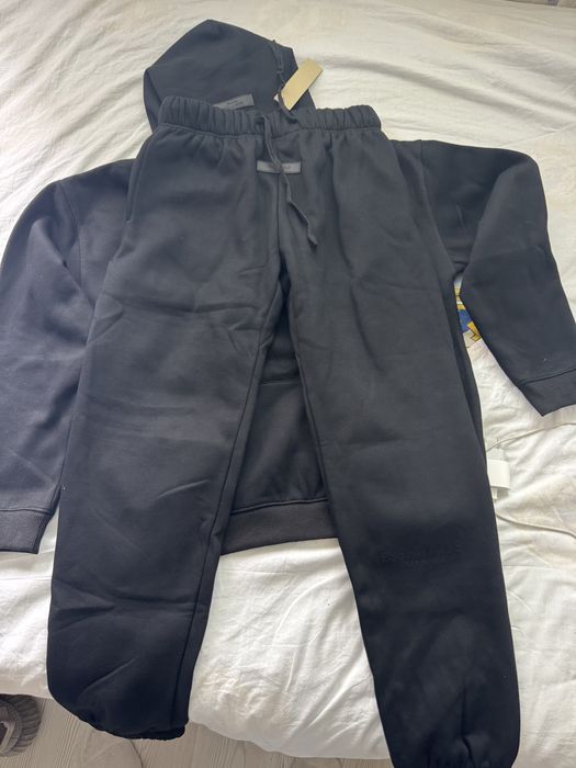 Essentials tracksuit