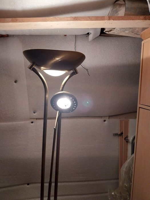 Lampa dubla cu picior