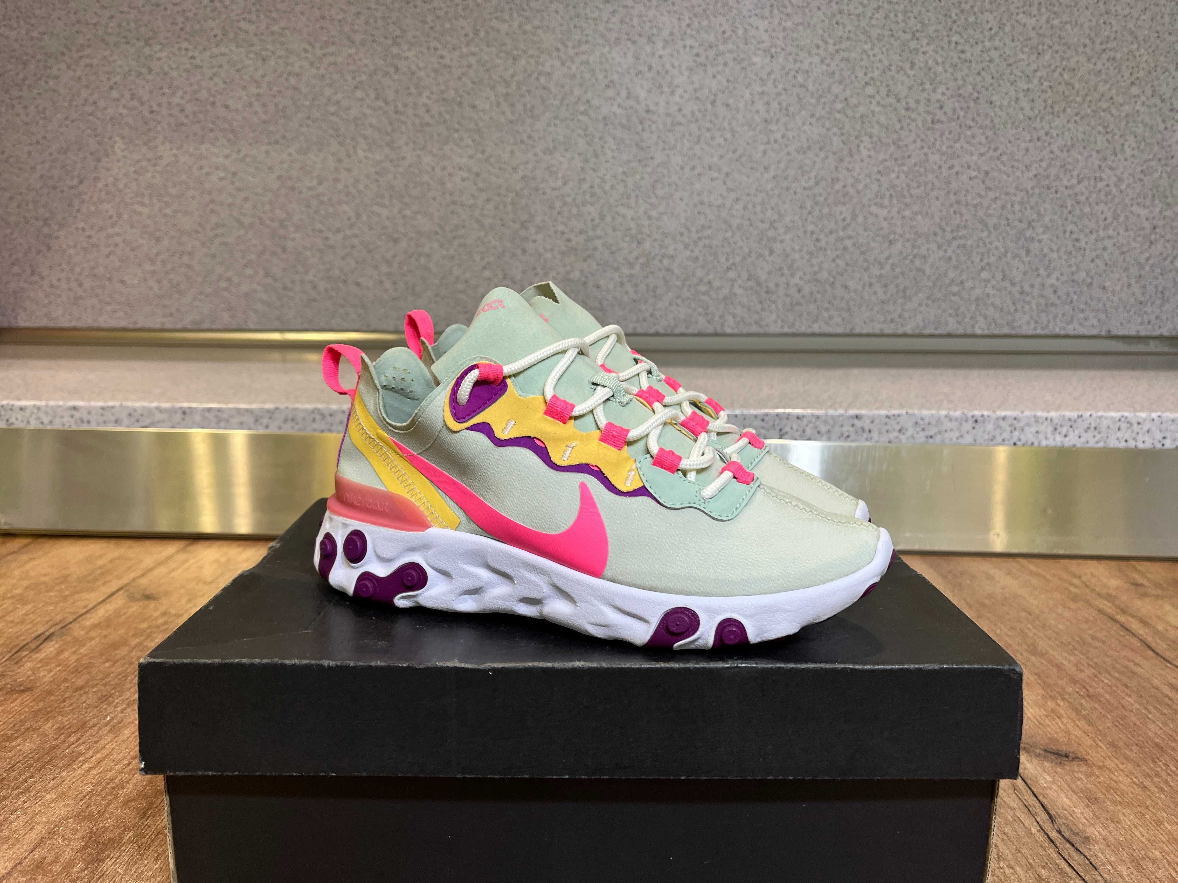 ОРИГИНАЛНИ *** Nike React Element 55 "Pistachio Frost"