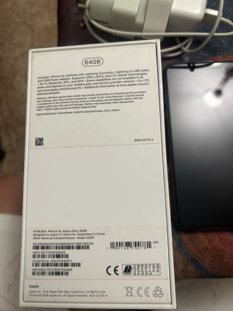 IPfone Xs 64 GB - перфектен,като нов