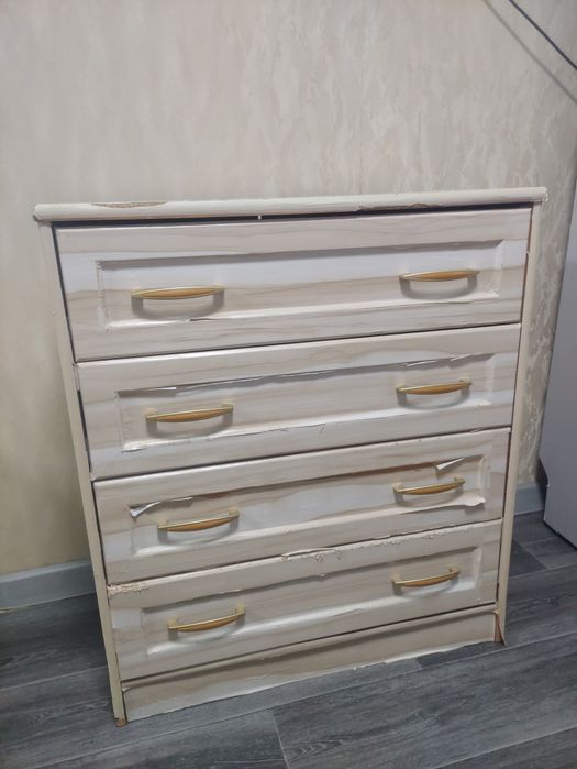 Камод в хорошем состоянии