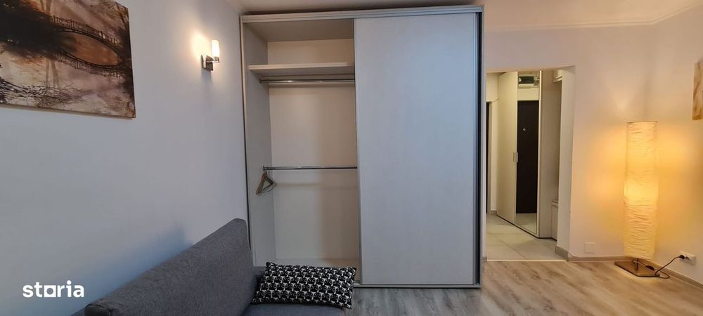 Proprietar, Favorit, 9/9, 32 mp, metrou la 100 m, mobilata si utilata