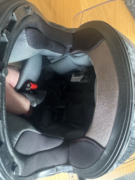 Продавам каска NEXO