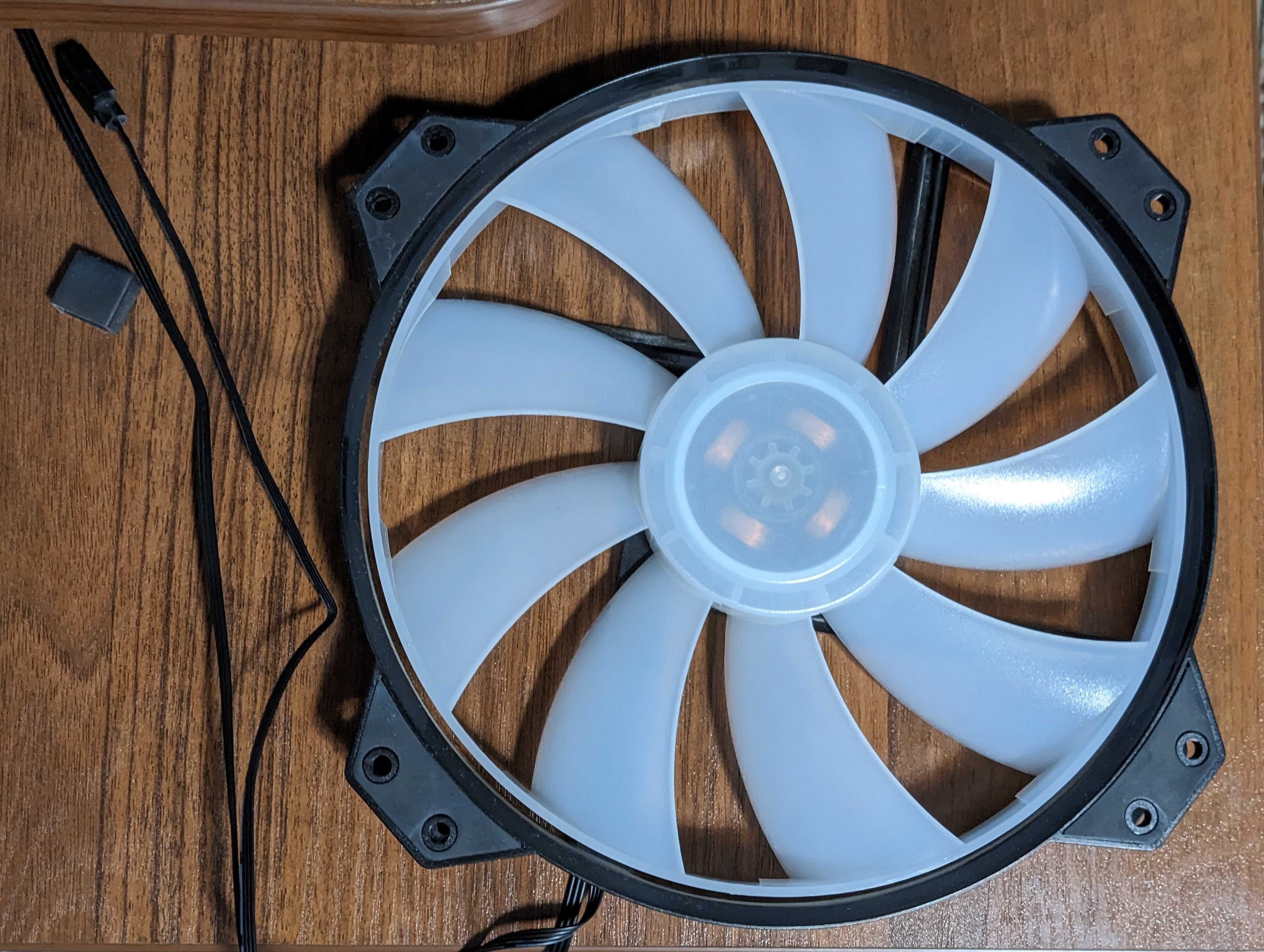 200mm Cooler Master MF200R RGB кулер для корпуса 200x200