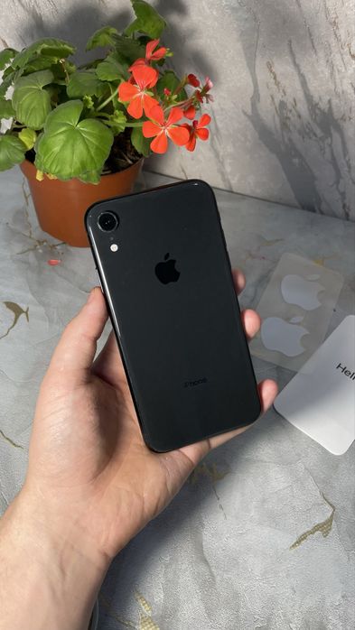 iPhone XR | 64gb | black