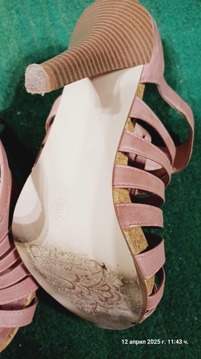 Розови обувки Go Jane Canada