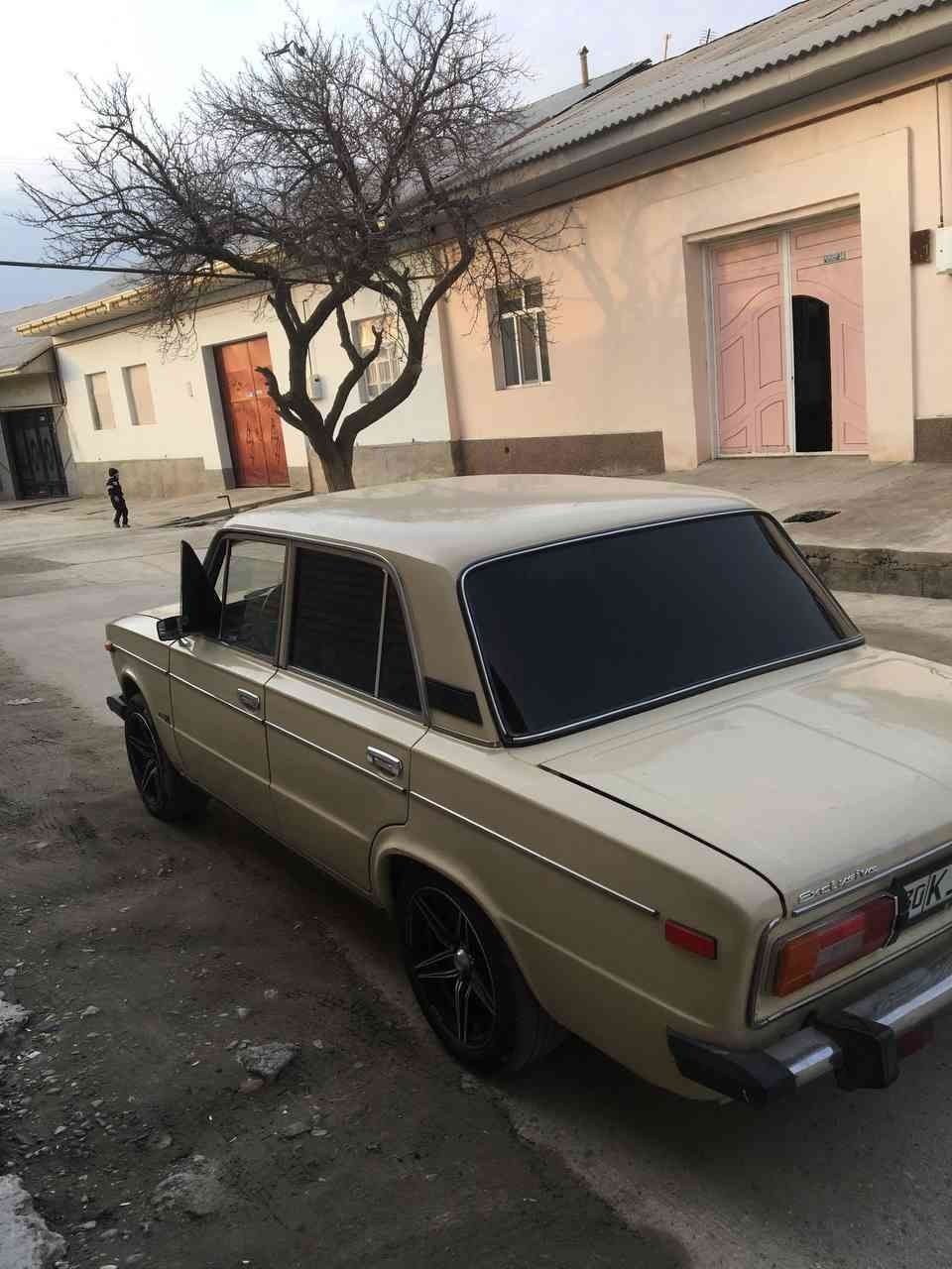 Vaz 2106 sotiladi