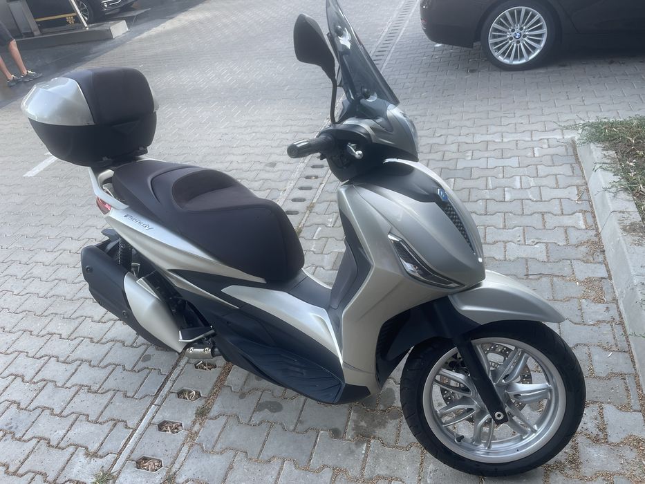 Piaggio Beverly 400