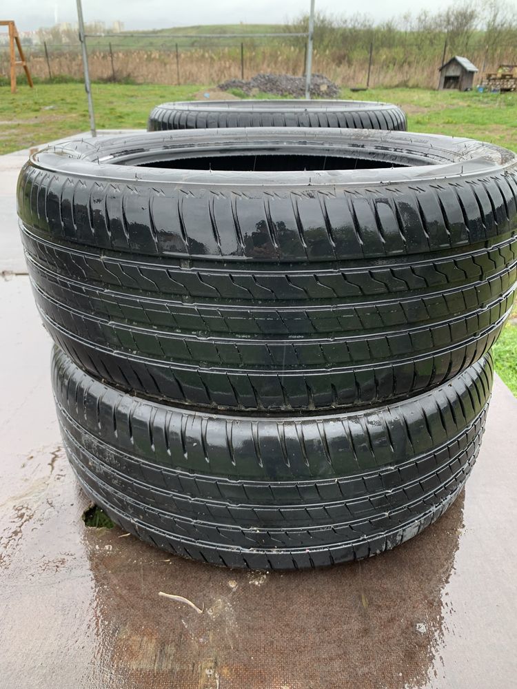 Firestone 215/50R17 /235/45R17