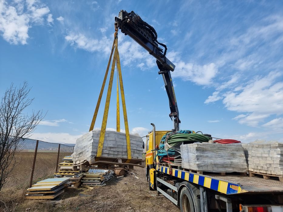 Vand camion cu macara platforma de tractari