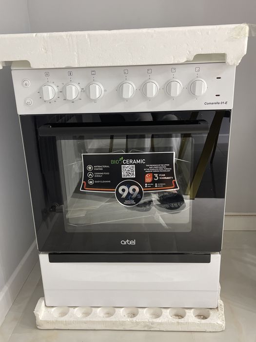 Кухонная Плита Artel Comarella 01-E белый цвет, абсалютно новый