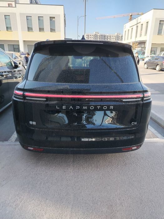 Leapmotor C16 elektro, 3 - pozitsiya. Masla, Rustilida, arzon narx.