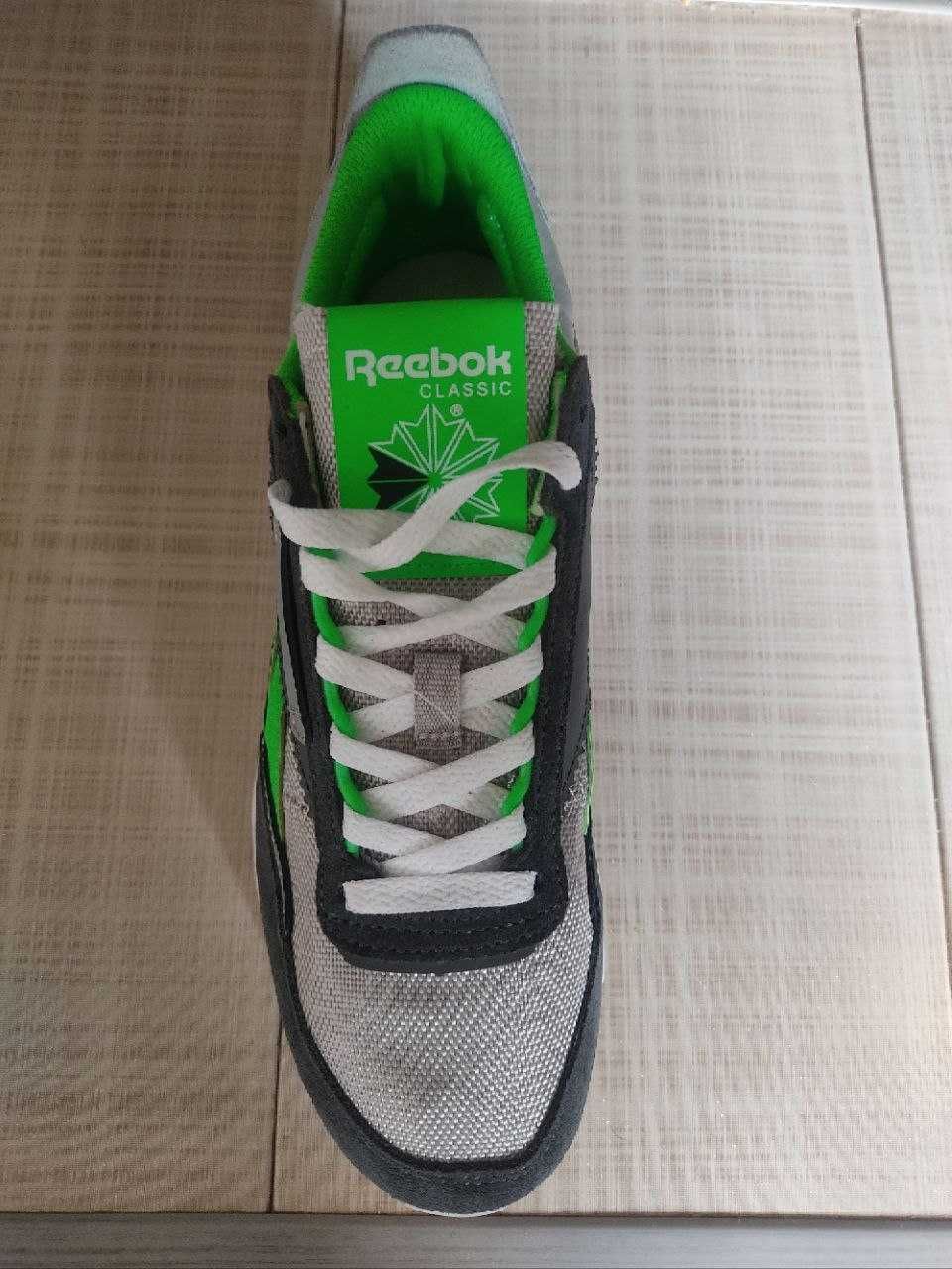 продаю  новые качественные кроссовки Reebok р 39 звоните смело