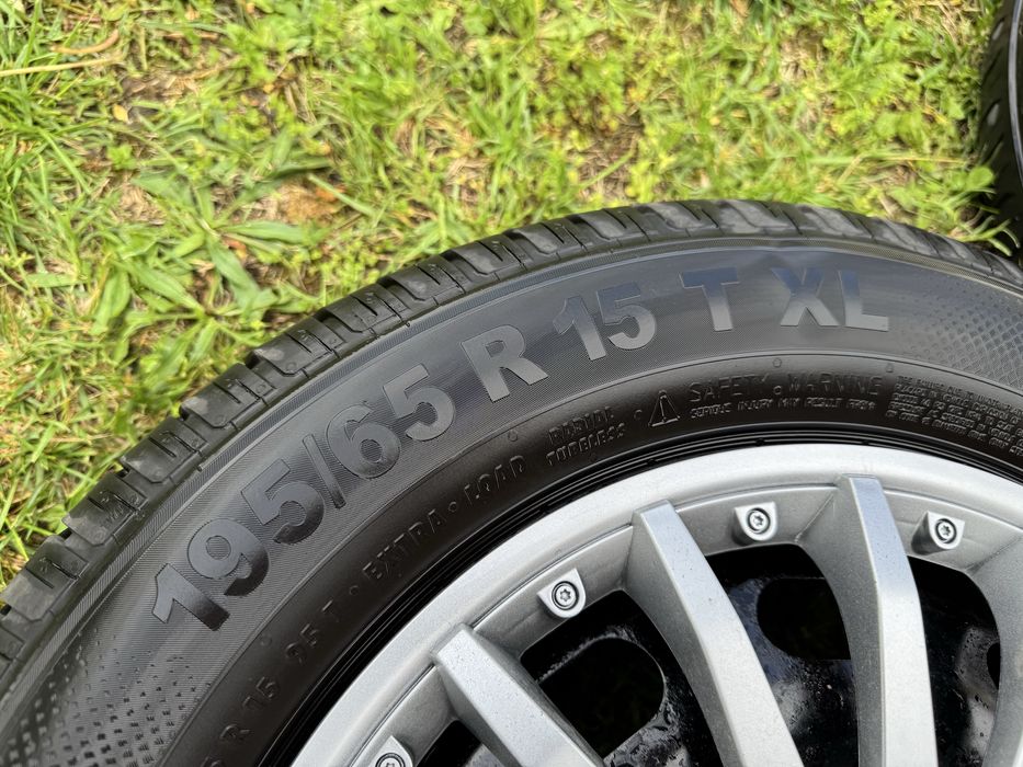 Летни Гуми с Джанти 195/65/15 Dot 22 5x100