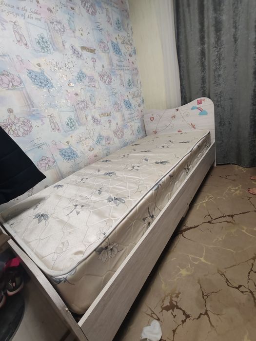 Продам детскаю кровать