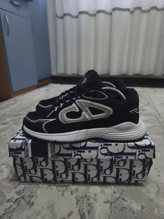 Vand adidași  Dior B30