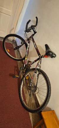 Mountain bike fara suspensii
