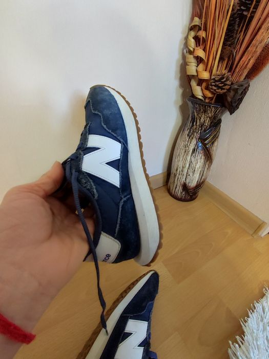 Маратонки New balance eur 35.5 обувани малко
