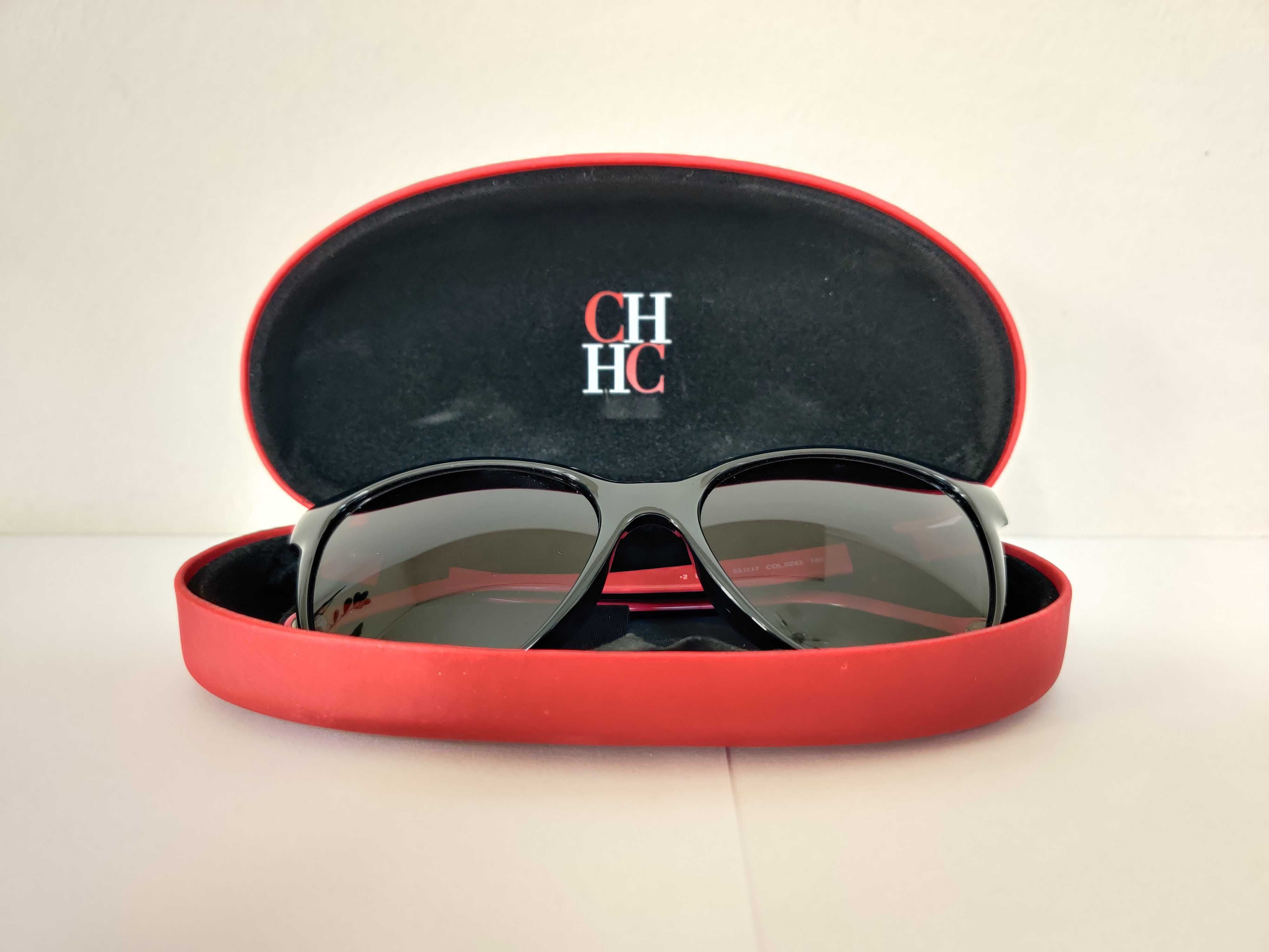 Vand ochelari de soare Carolina Herrera SHE697, stare perfecta
