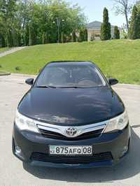 Toyota Camry 50 LE