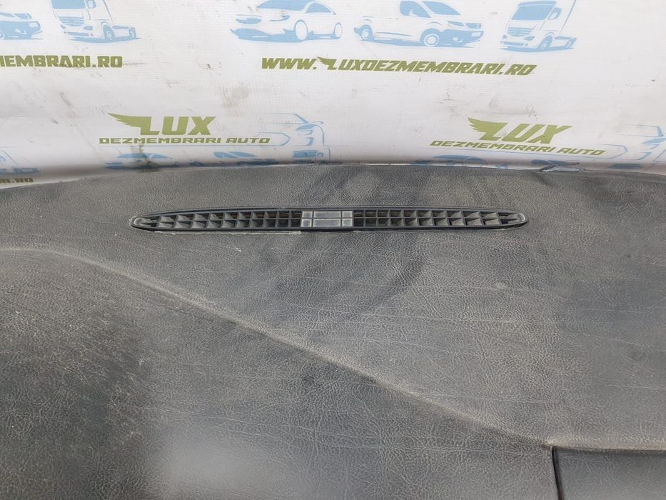 Plansa bord 1j1857003e Volkswagen VW Golf 4  [din 1997 pana  2006]