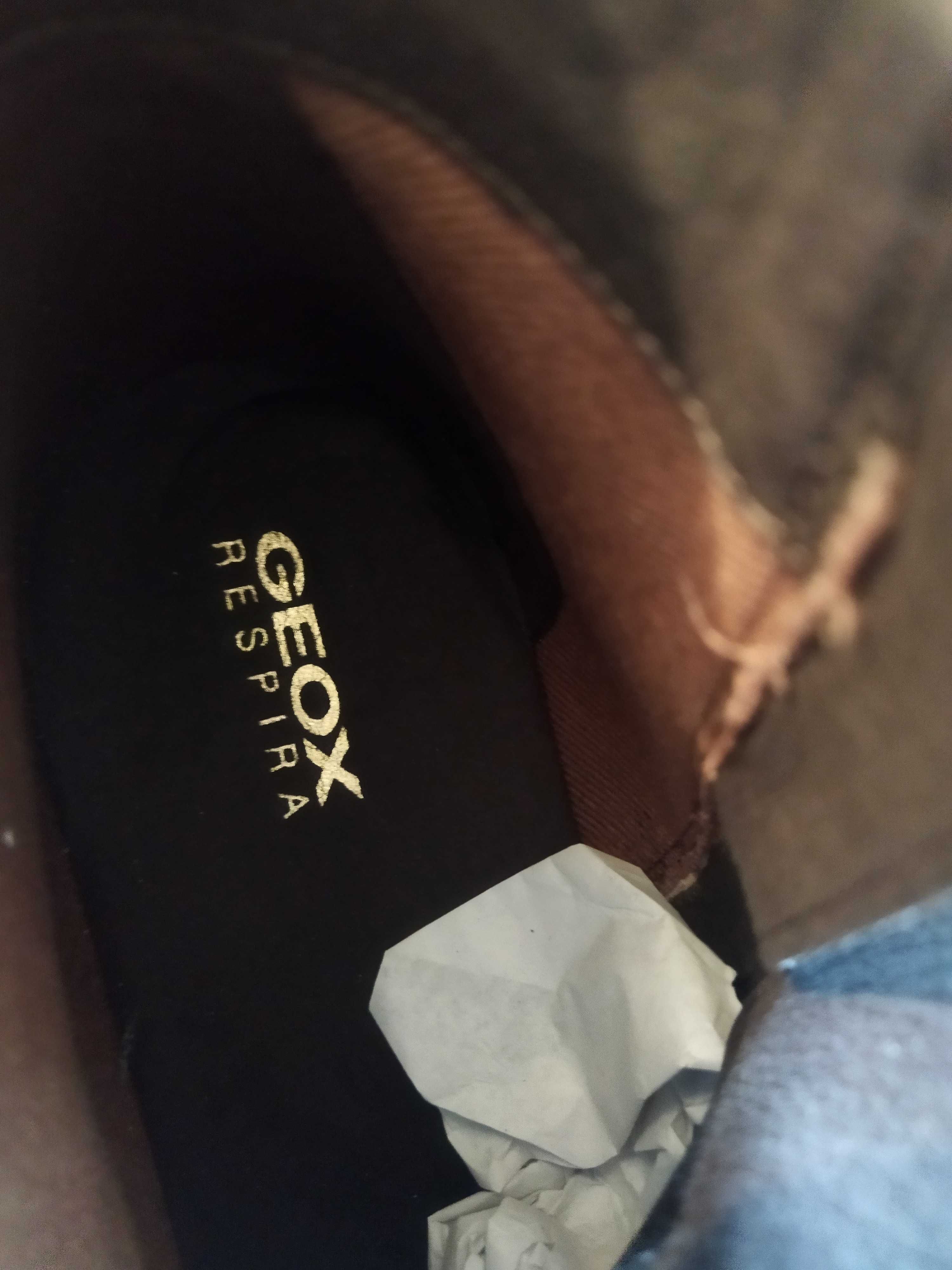 Ботинки модельные Geox (Германия),кожа,оригинал,новые,р-р 43
