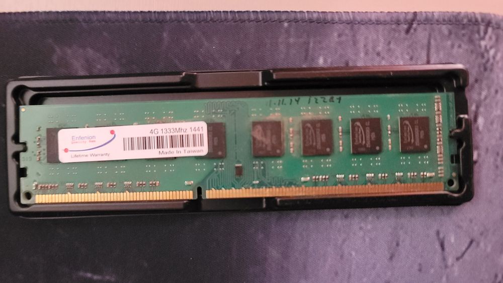 Pentium G3220[4го поколения] +ddr3 8 gb operativka [4+4]