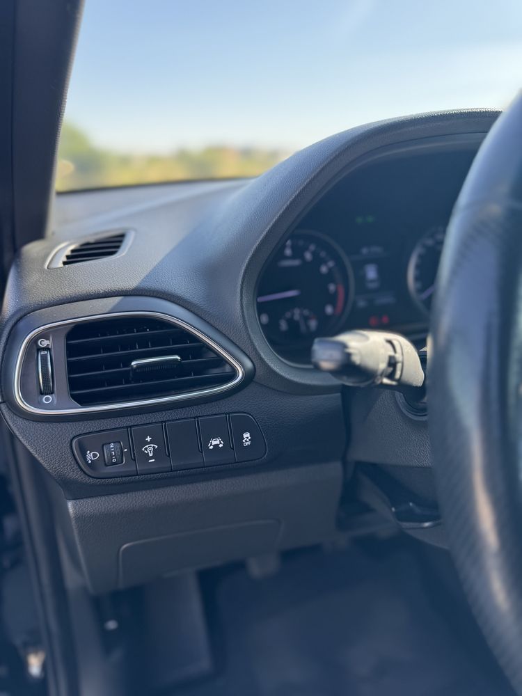 Hyundai i30 1.0 t-gdi dotari full
