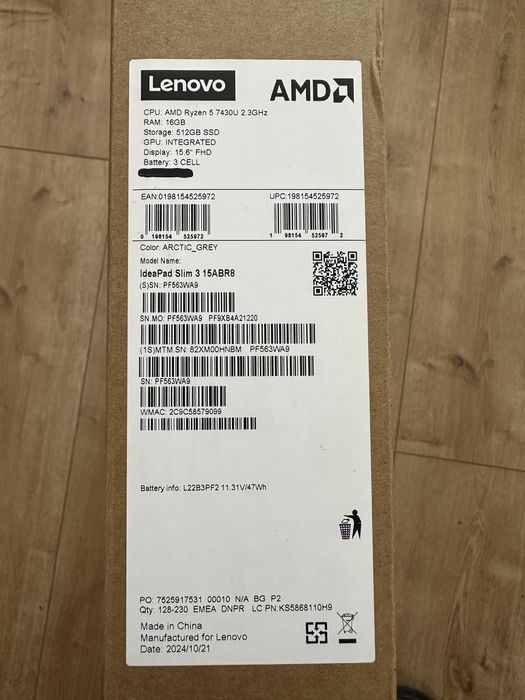 Лаптоп Lenovo Slim 3 15.6" 16GB RAM 512GB SSD