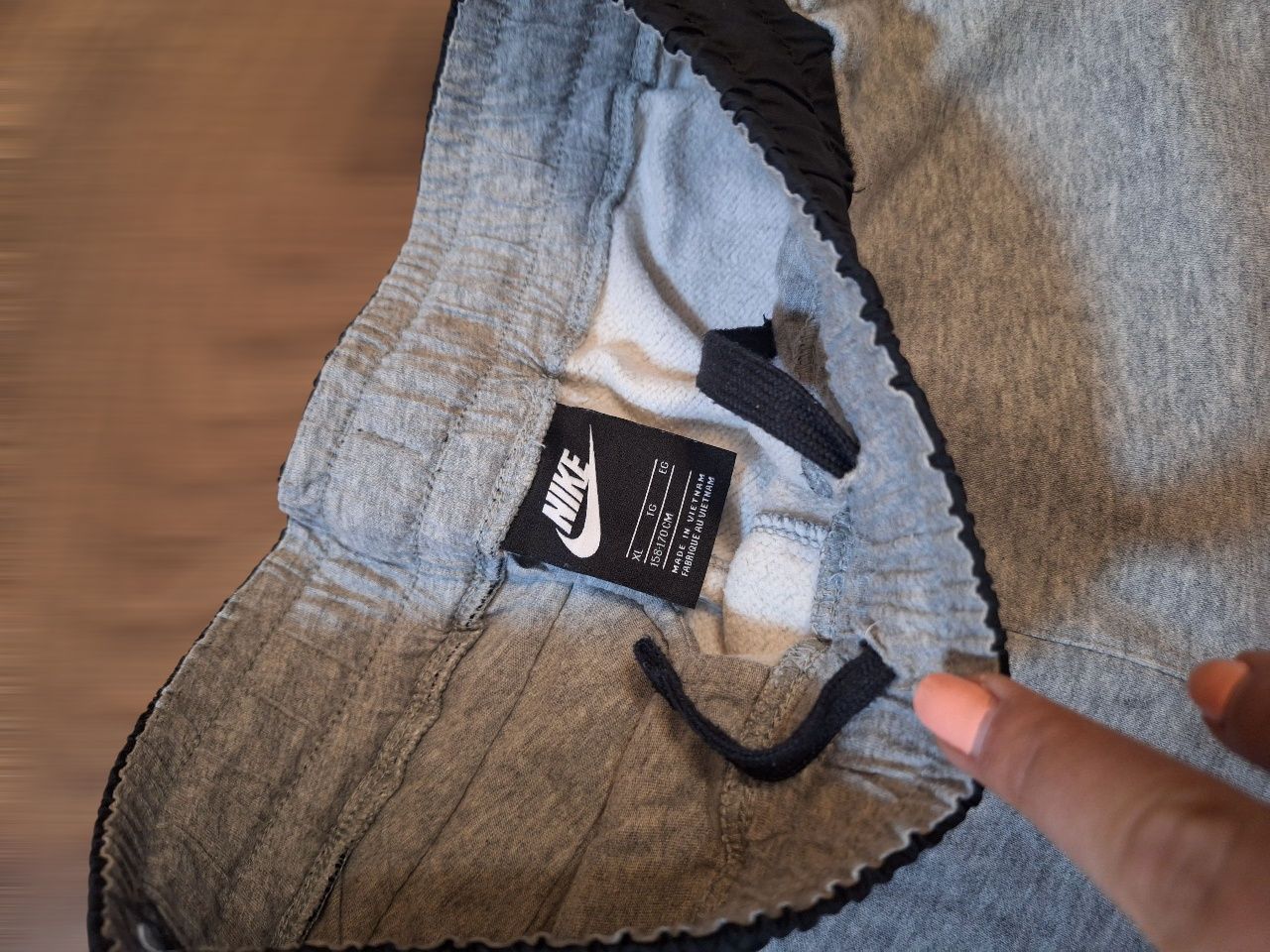 Nike Детско долнище р-р 158-170 (Отговаря и на дамско С-М)