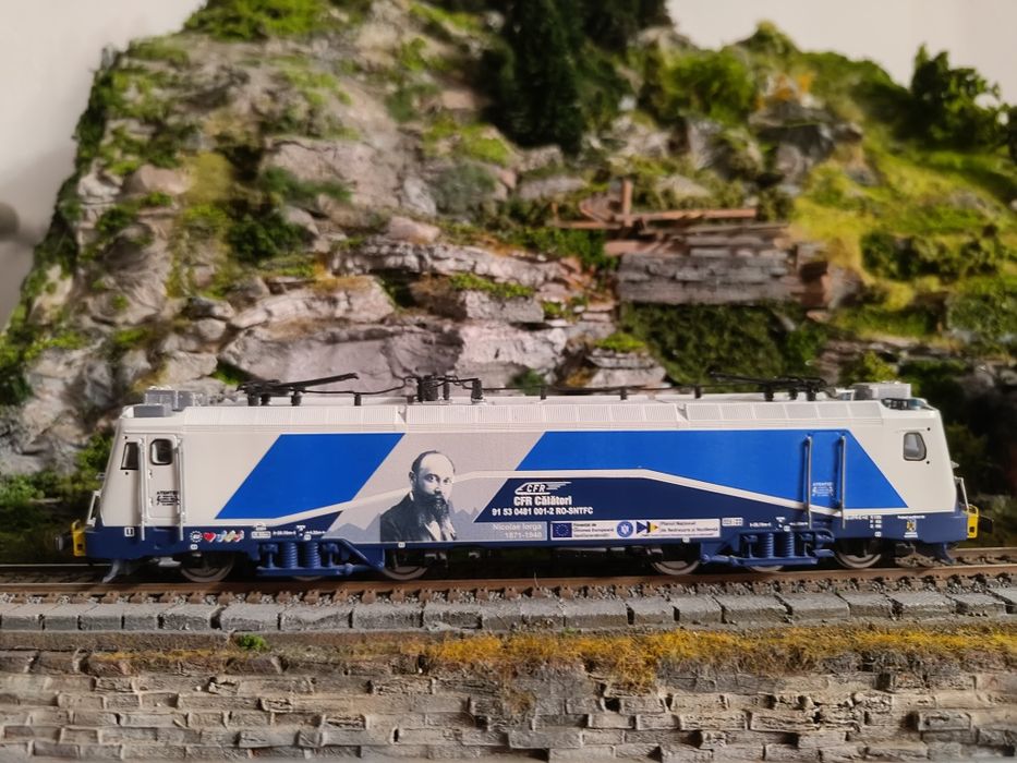 Locomotiva LEMA ex EA CFR trenulet macheta scara Ho