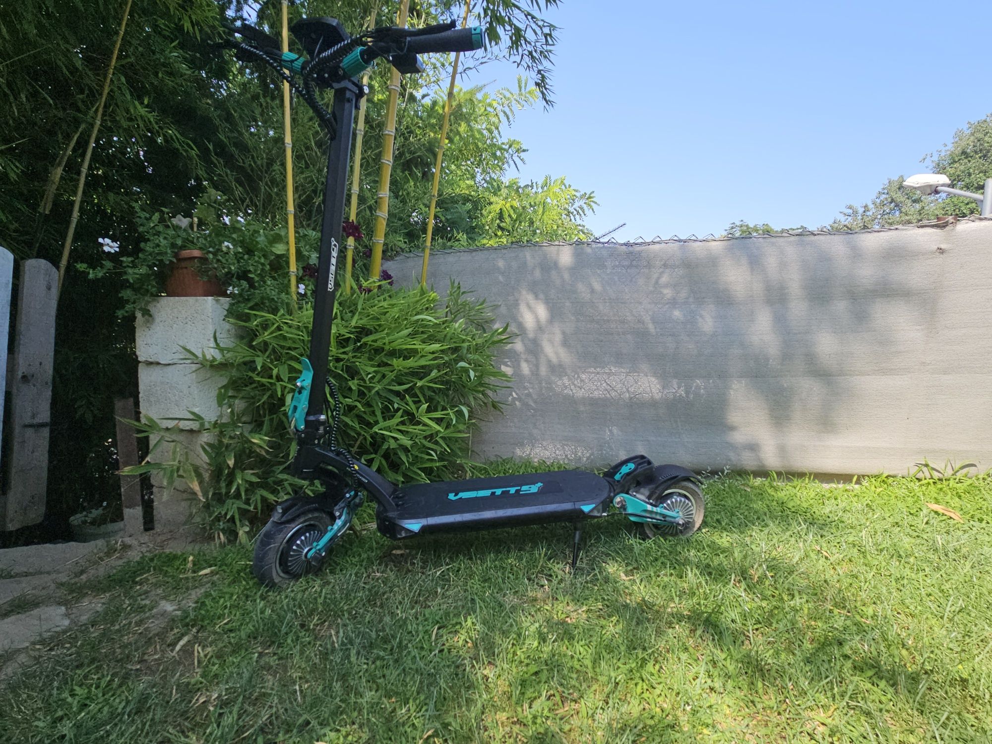 Vsett 9+  48v 15,6 Ah 2×650w чисто нова!!