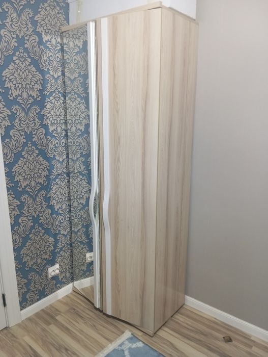 Продам шкаф для одежды