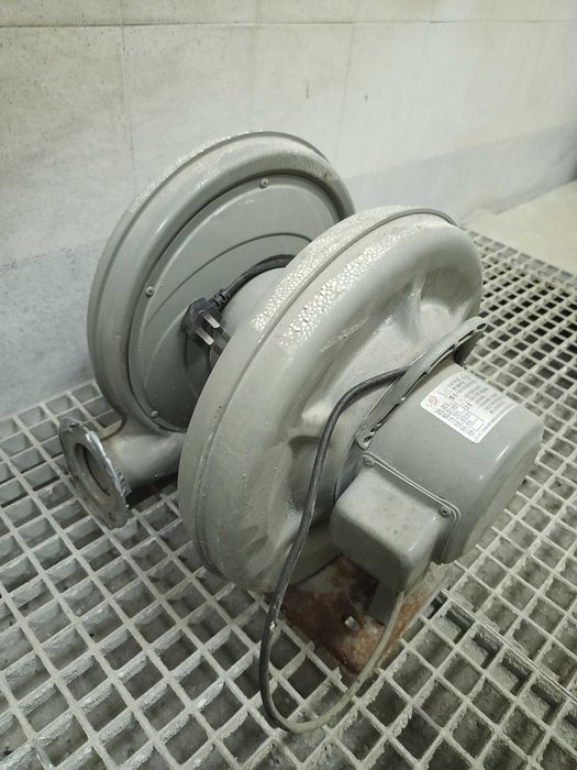 180W 1325 CO2 Лазер за гравиране и рязане Co2 laser 1300*2500мм