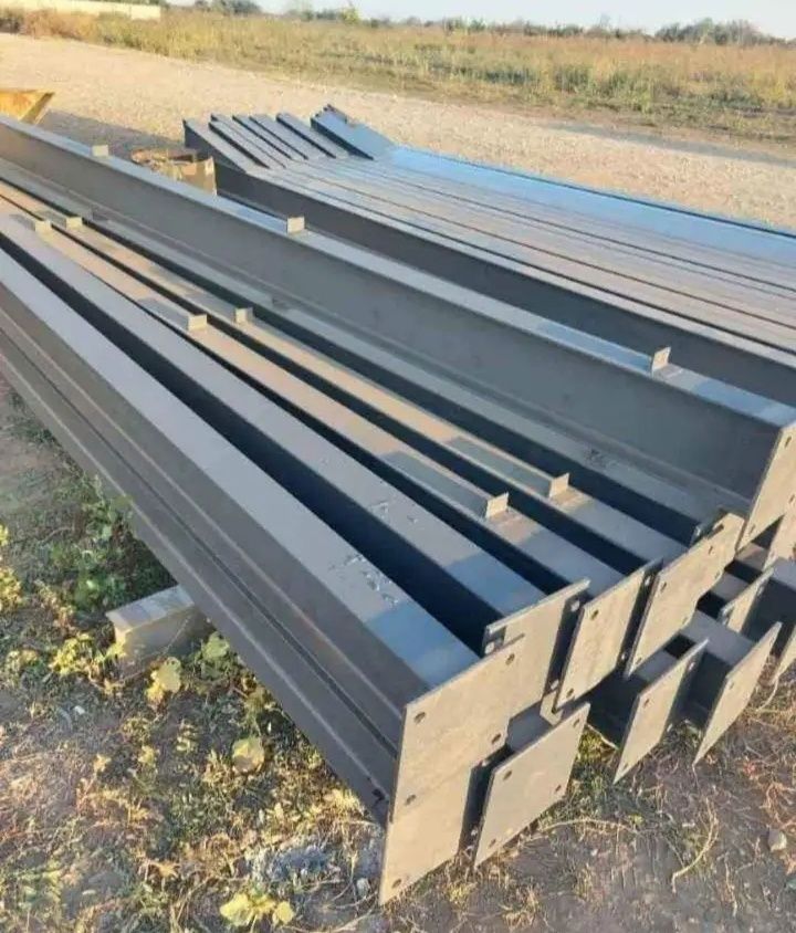 Vând stoc structură metalică de 250 mp de 10x25x4