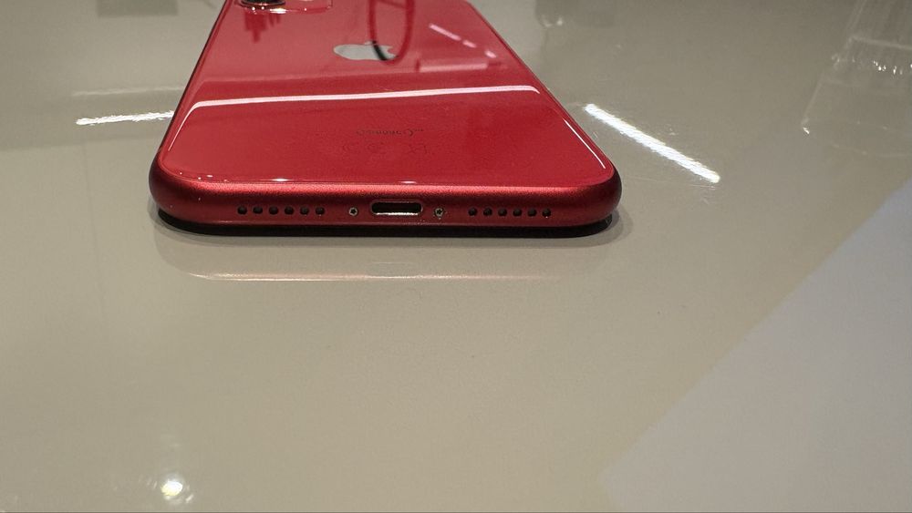 Iphone 11 red червен