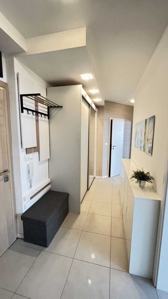 Дава се под наем Тристаен апартамент в София, Овча купел - 93 кв.м за 410 € - Снимка #2