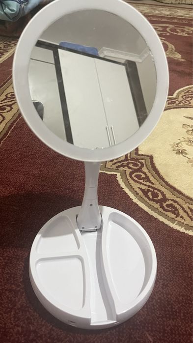 Айна косметичный