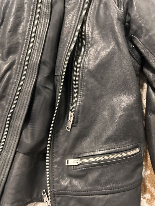 OFERTA//OFERTA vand geaca de piele Disel