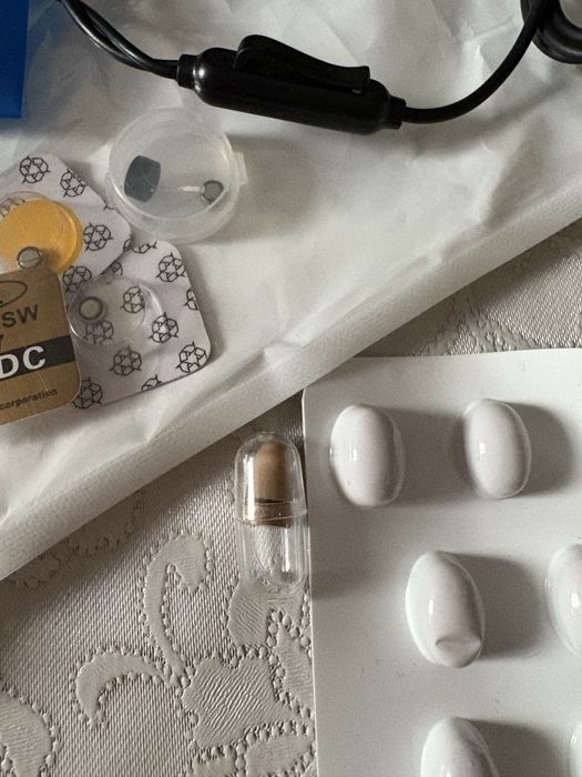 БРЪМБАР за преписване/ Микрослушалка