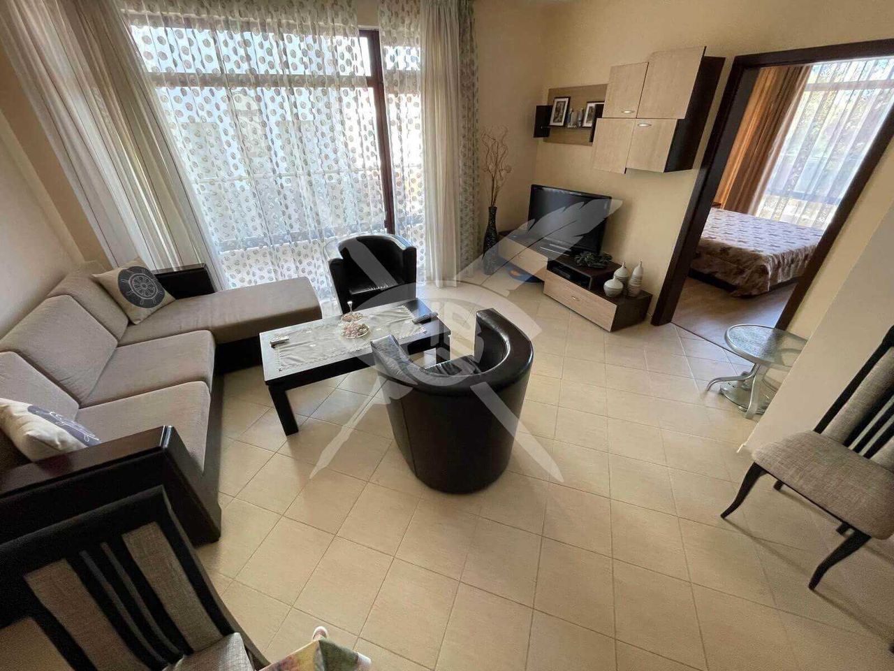 Продава се Тристаен апартамент в к.к. Слънчев бряг - 105 кв.м за 1048 €/кв.м - Снимка #2
