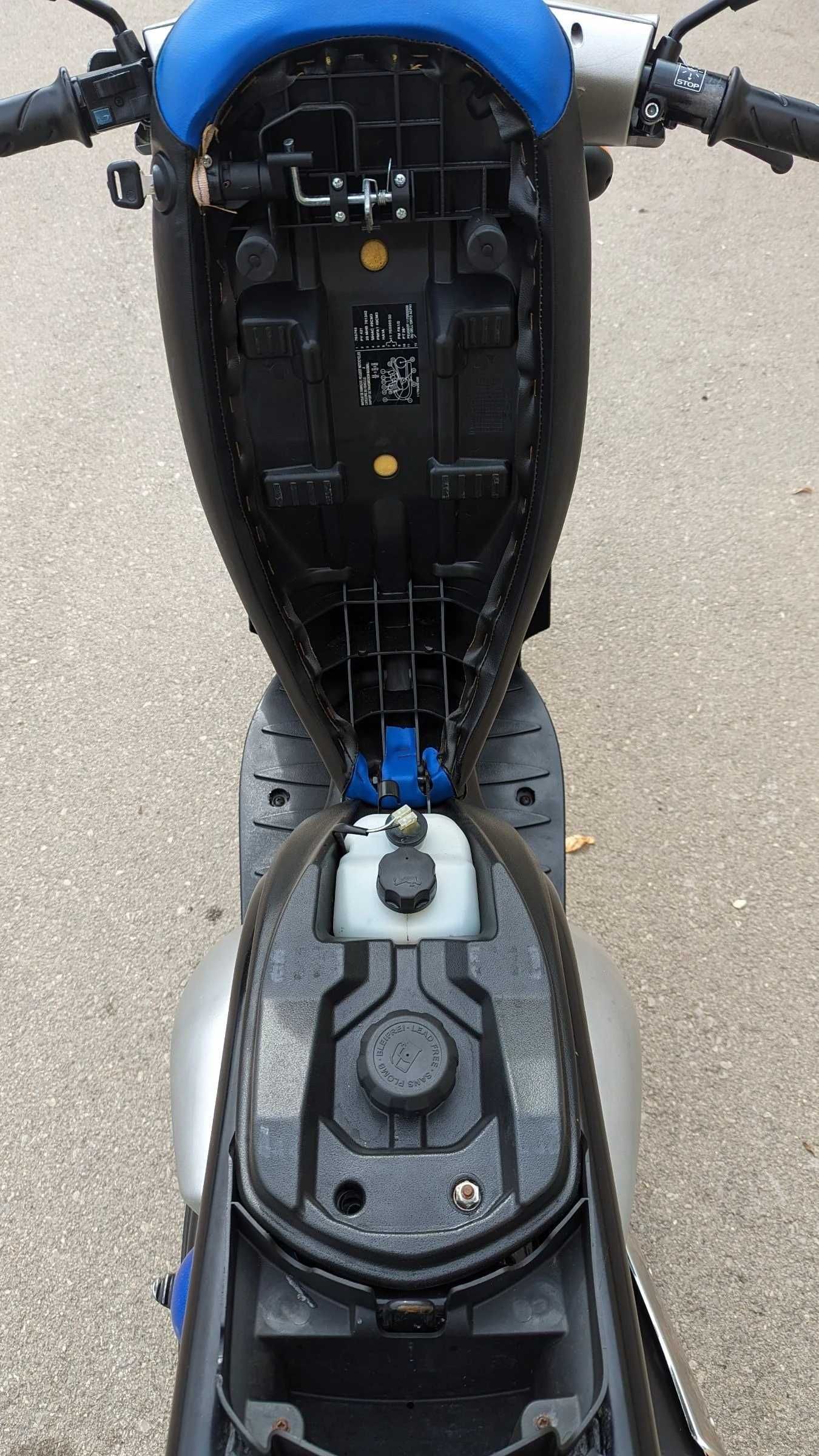 Скутер мотопед мотор с регистрация 49цц Peugeot Ludix Пежо 50цц 70цц
